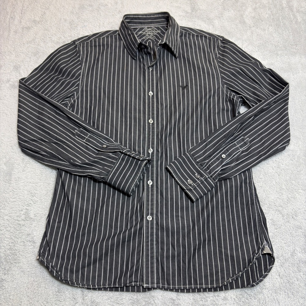 American Eagle Button Down Shirt Mens Medium Black White Pinstripe Vintage Fit